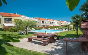 Maj Premium Residence